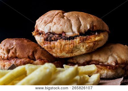 Turkish Wet Burger With Sauce And Potatoes. / Islak Hamburger