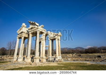 The Temple Of Aphrodite In Aphrodisias Turkey (aydin / Turkey)
