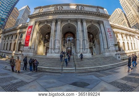 New York, Usa-march 7,2020:view Of The Exterior Of Public Library.with 53 Million Items And 92 Locat