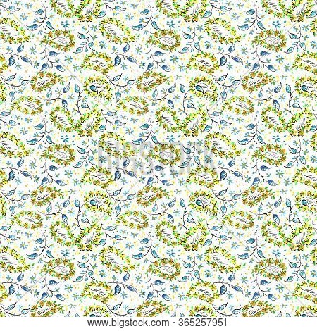 Paisley Wallpaper. Indonesian Batik. Bright Classic Indian Fabric. Paisley Wallpaper. Ethnic Backgro