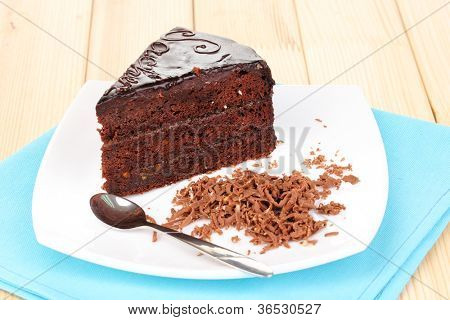 Çikolata sacher kek ahşap tablo