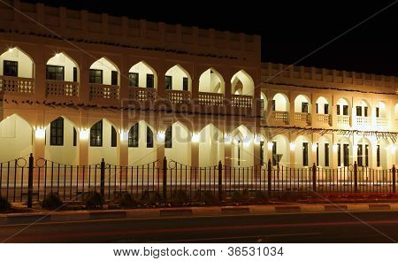 Souq Waqif durante la notte, Doha Qatar