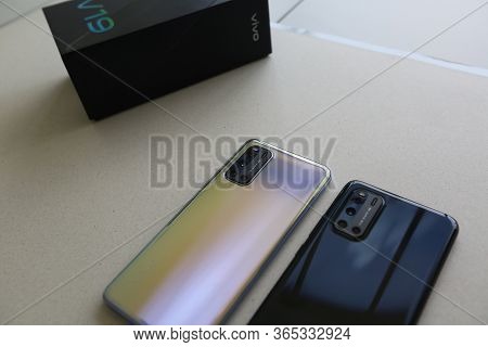 Bangkok , Thailand -may 6, 2020 - Vivo - Vivo V19 Smartphone New Brand Of Vivo For Editorial.