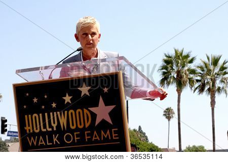 LOS ANGELES - SEP 4: Ellen DeGeneres på Fame ceremoni for Ellen Degeneres på Hollywood Walk 