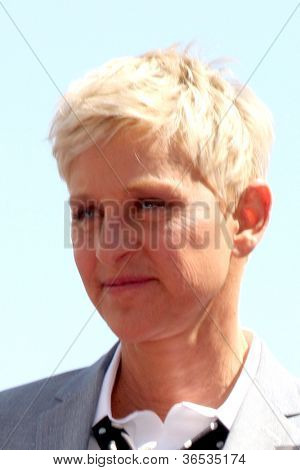 LOS ANGELES - SEP 4: Ellen DeGeneres på Fame ceremoni for Ellen Degeneres på Hollywood Walk 