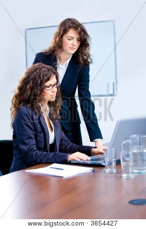 Erhvervsfolk på Office