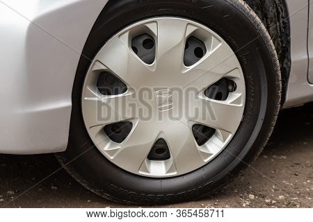 Novosibirsk/ Russia - May 02 2020: Honda Freed,car Wheel With Alloy Wheel And New Rubber On A Car Cl