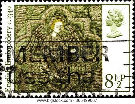 02 11 2020 Divnoe Stavropol Krai Russia The Postage Stamp Great Britain 1976 Christmas Stamps Englis