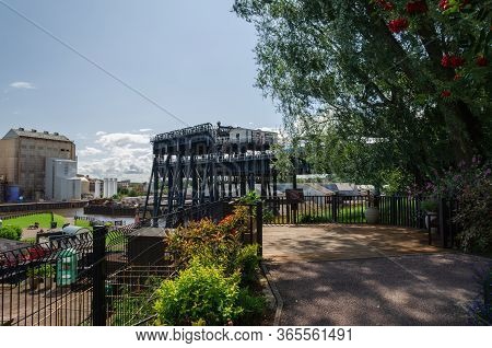 Northwich, Uk : Aug 6, 2019: The Anderton Boat Lift Links The Trent & Mersey Canal And The River Wea