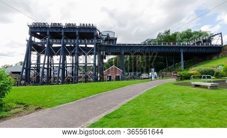 Northwich, Uk : Aug 6, 2019: The Anderton Boat Lift Links The Trent & Mersey Canal And The River Wea