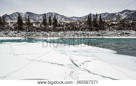 View Of River Katun And Altay Mountains In The Winter, Siberia, Russia