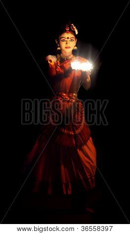 Mohinyattam dansare, Indien