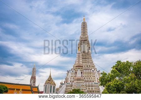 Wat Arun Pagoda Is A Tourist Attraction Of Thailand. It Is Located In Bangkok, The Capital Of Thaila