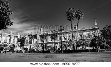 Seville, Spain - 10 February 2020 :black And White Photography Of Architecture On The Main Boulevard