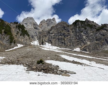 Alpine Peak Frümsel (fruemsel Oder Frumsel) In The Churfirsten Mountain Range, Between The Obertogge