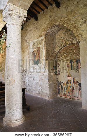 Kirche st. Maria Impensole. Narni. Umbrien. Italien.