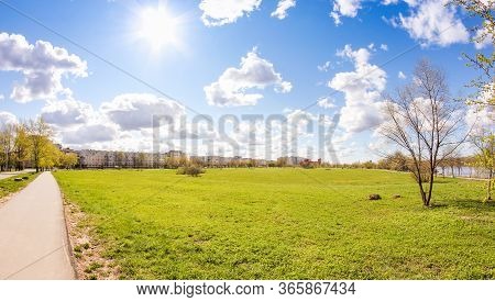Spring Sunny Day In The Park.
Spring View Of The Province On A Sunny Day.