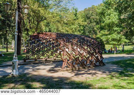 Istanbul, Turkiye; Sept. 8, 2022: Open Concept Tunnel Across Dirt Path In Gulhane Park On Sunny Day.