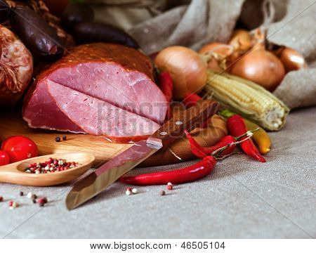 スモーク肉やソーセージ