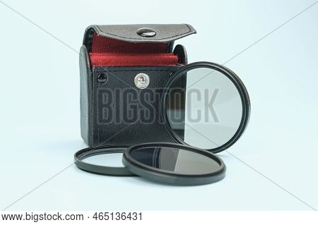 Set Of Screw-on Photographic Glass Filters For Uv Protection, Polarizing Filter To Reduce Glare And 