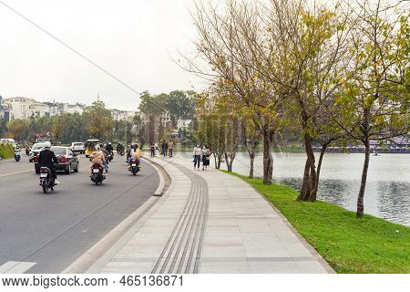 Da Lat, Vietnam - 2 November 2022:  Lam Vien Square In The Evening Under Sunset