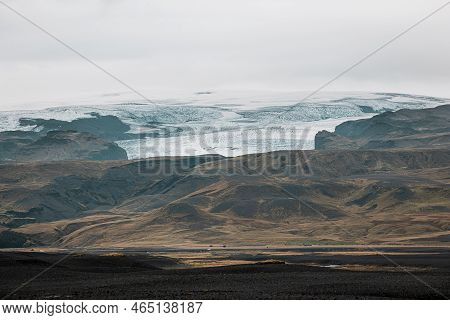 Exploring Iceland In The Autumn Time - Travel