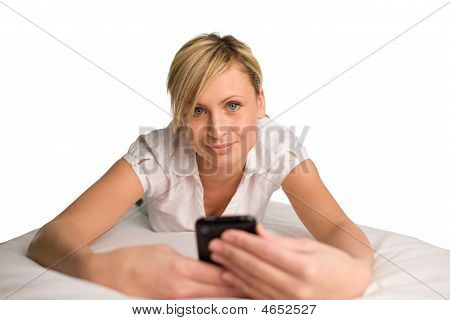 Kadın kısa mesaj gönderme