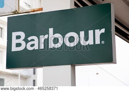 Bordeaux , Aquitaine  France - 11 06 2022 : Barbour Facade Logo Text Store Front Sign Brand Shop Fas