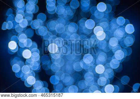 Different Sized Bokeh, Light Circles Due To Lbp Focus