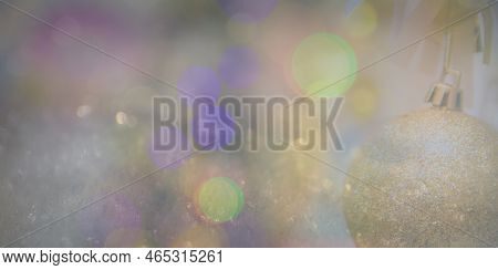 Different Sized Bokeh, Light Circles Due To Lbp Focus