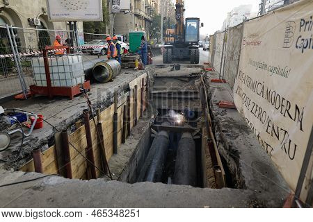 Bucharest, Romania - November 10, 2022: Construction Site In The Road For Workers To Repair A Radet 