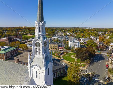 First Congregational Church Of Woburn At 322 Main Street In Historic Downtown Woburn, Massachusetts 