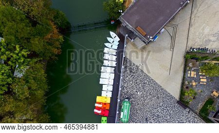 Russia, Stavropol Territory, Zheleznovodsk, September 10, 2022, Resort Lake In Zheleznovodsk, Founta