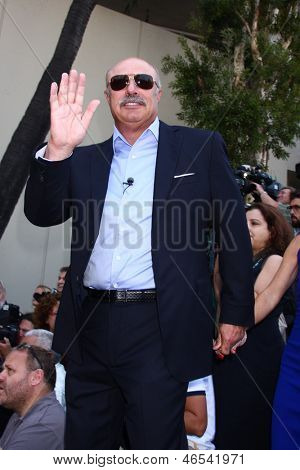 LOS ANGELES - 31 de maio: Dr. Phil McGraw na caminhada de Hollywood David Foster da Fama cerimônia estrela em t