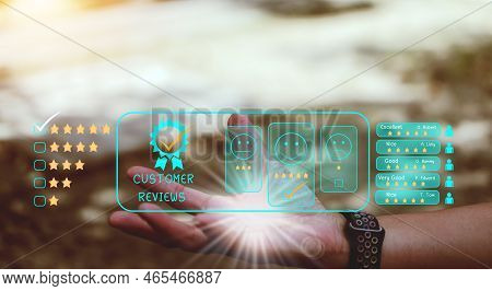 Users Rate The Service Experience In The Concept : Customer Satisfaction Survey Online Application A