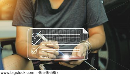 Concept  Electronic Signature : Electronic Signing Of Digital Documents On Virtual Laptop Screen