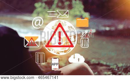 Concept Of E-mail And Computer Viruses. Review The Concepts Of Internet Security, Spam And E-marketi