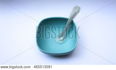 Blue Color Baby Plate And Spoon Made From Silicone, Safety For Baby For Daily Meal Start From 6 Mont