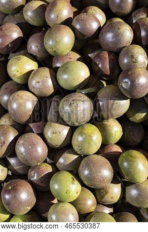 Gulupa Organic Tropical Fruit In The Colombian Market Square - Passiflora Edulis F. Edulis