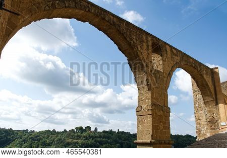 Pitigliano, Grosseto, Tuscany - Italy - September 7, 2022: Historic Medici Aqueduct (acquedotto Medi