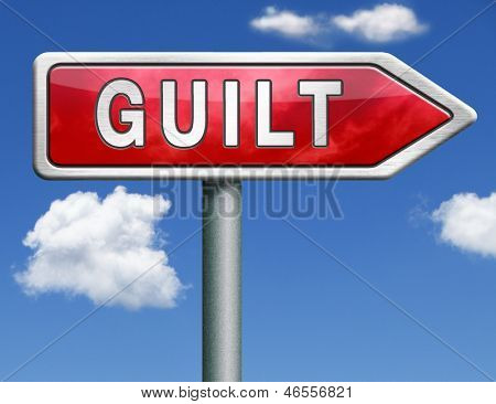 culpabilidad culpable y condenado por un crimen en la corte