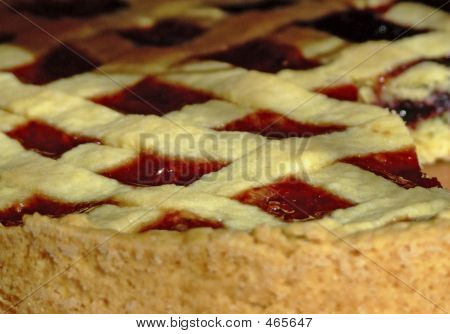 Třešňový koláč s marmeládou