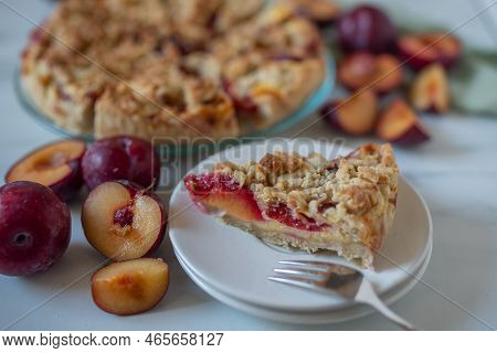 Sweet German Plum Cake (zwetschgenkuchen) With Crumbles