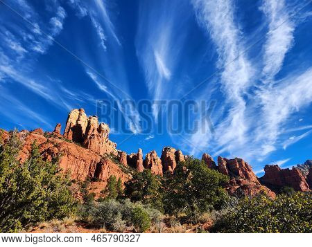Munds Mountain With Cirrus Clouds In Blue Sky