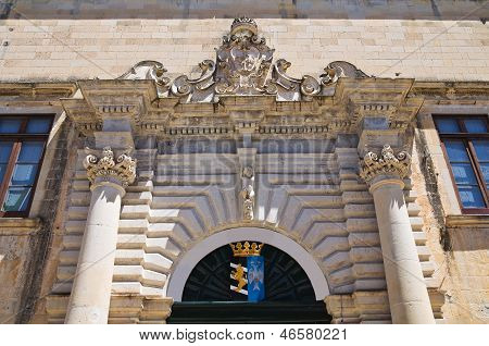 Capece palác. Maglie. Puglia. Itálie.