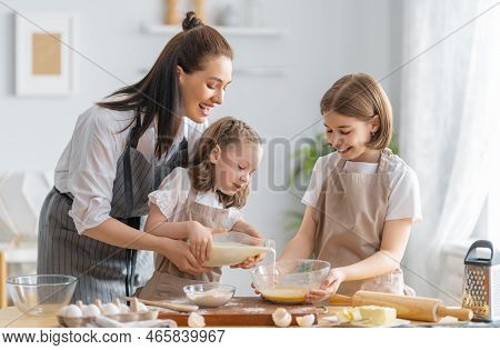 Family Are Preparing Bakery Together