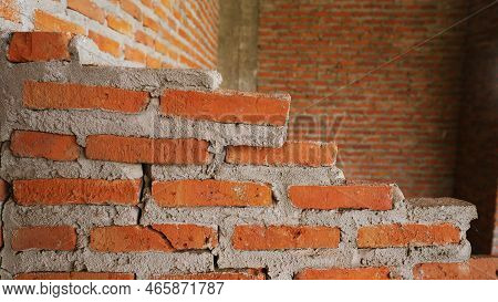 Unconventional Building Site The Masonry Was Neglected, Irresponsible, Not Progressing, Only Half Fi