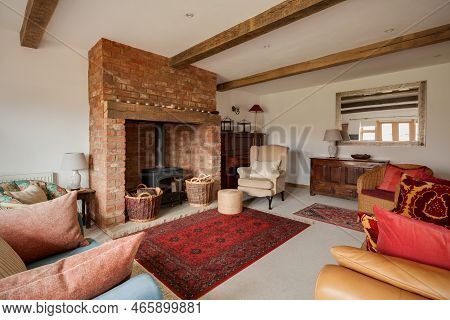 Toft, Cambridgeshire, England - March 4 2019: Traditional Style Luxury Furnished Modern Living Room 
