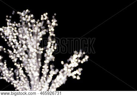 Different Sized Bokeh, Light Circles Due To Lbp Focus
