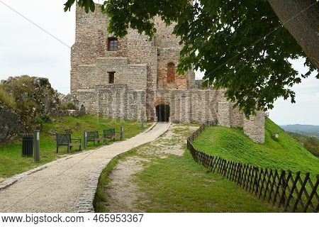 Checiny, Poland - September 14, 2022: Checiny Castle - A Royal Castle From The Turn Of The 13Th And